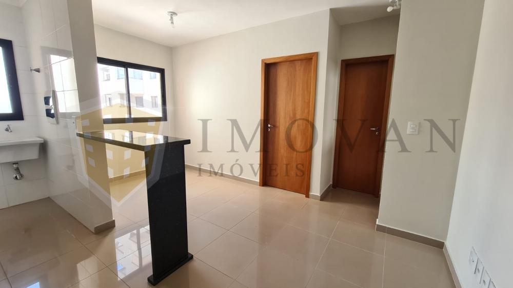 Alugar Apartamento / Padrão em Ribeirão Preto R$ 1.000,00 - Foto 2