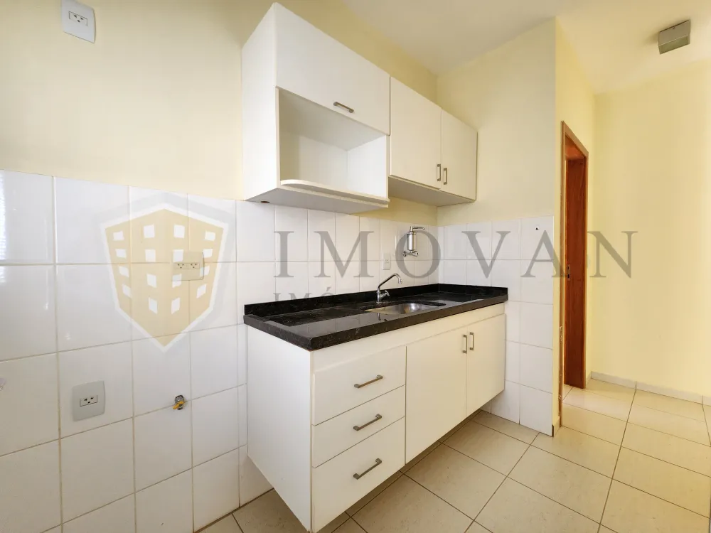 Alugar Apartamento / Padrão em Ribeirão Preto R$ 1.500,00 - Foto 3