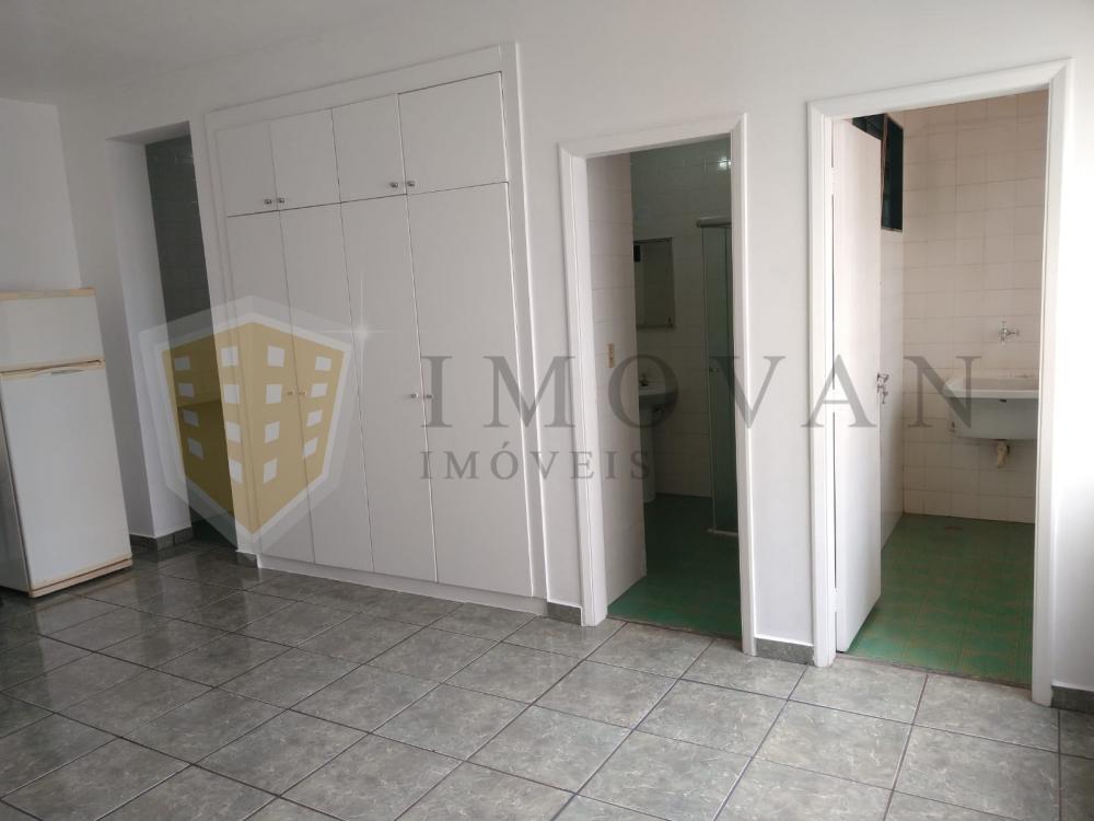 Alugar Apartamento / Kitchnet em Ribeirão Preto R$ 1.200,00 - Foto 4