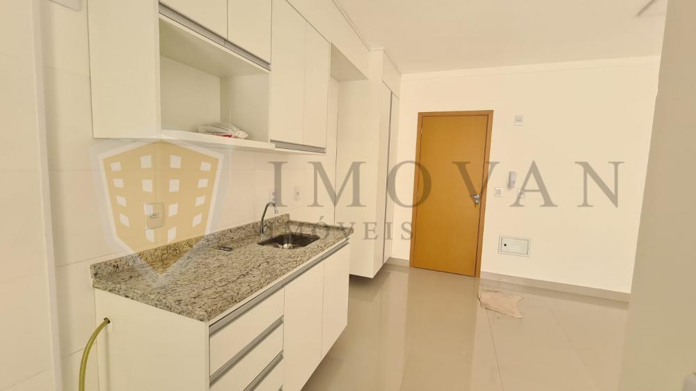 Alugar Apartamento / Padrão em Ribeirão Preto R$ 2.400,00 - Foto 9