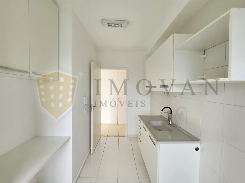 Alugar Apartamento / Padrão em Ribeirão Preto R$ 1.800,00 - Foto 3