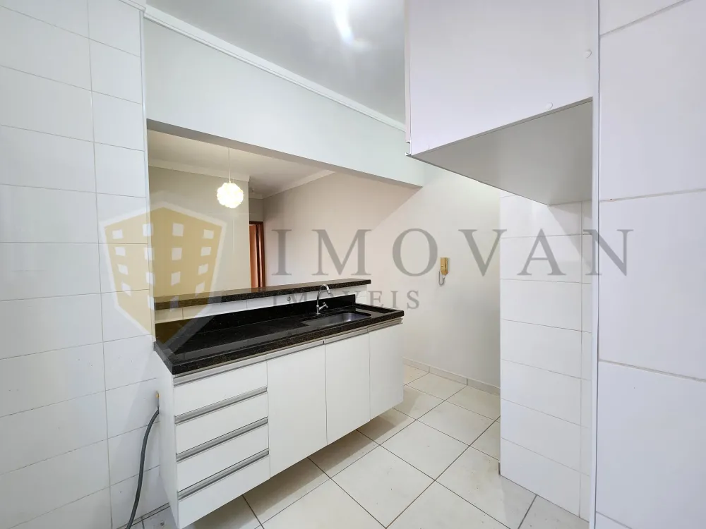 Alugar Apartamento / Padrão em Ribeirão Preto R$ 1.100,00 - Foto 4