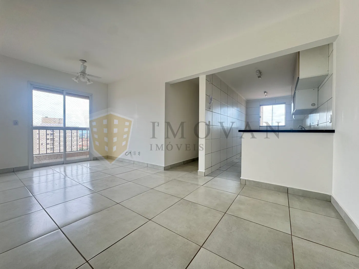 Alugar Apartamento / Padrão em Ribeirão Preto R$ 1.750,00 - Foto 3