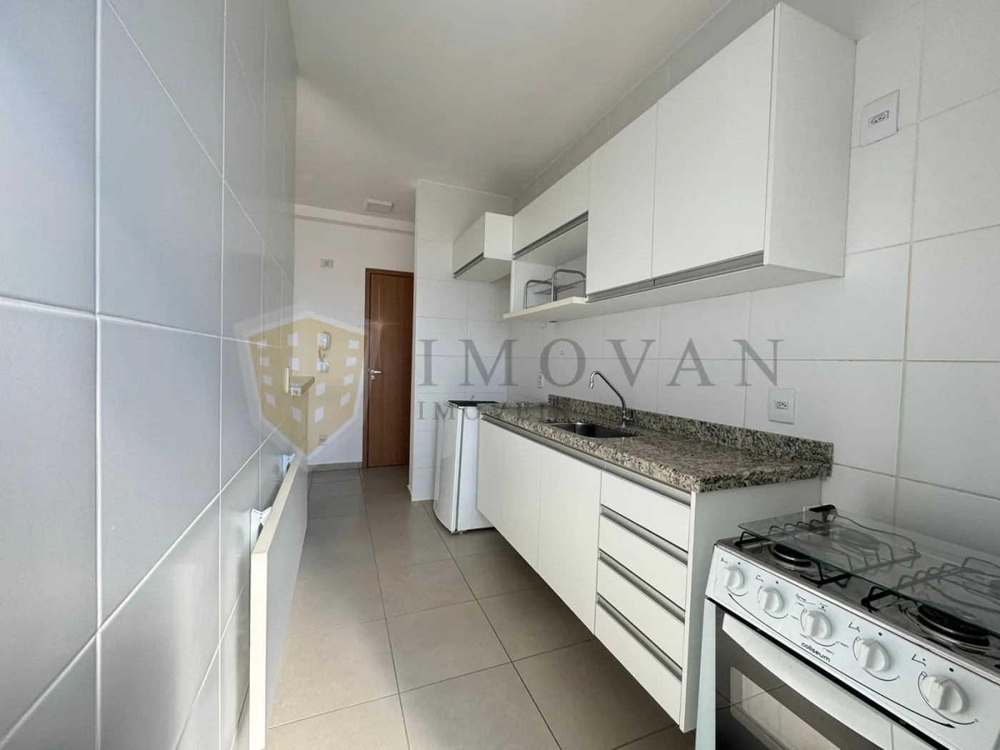 Alugar Apartamento / Padrão em Ribeirão Preto R$ 2.000,00 - Foto 3