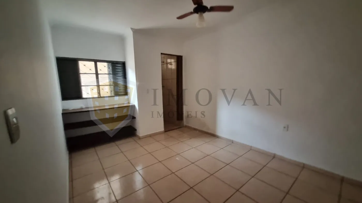 Alugar Casa / Padrão em Ribeirão Preto R$ 1.500,00 - Foto 12