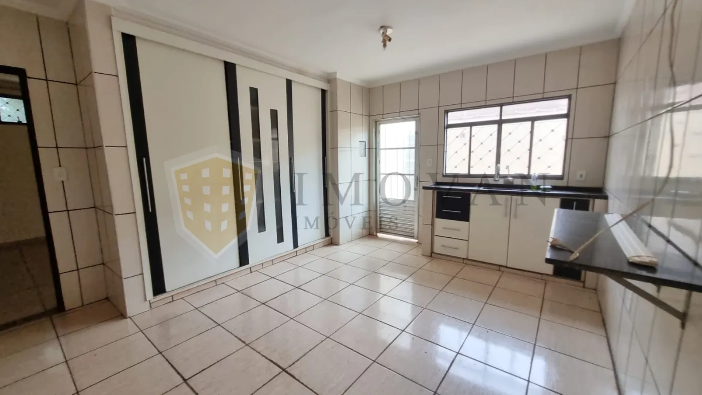 Alugar Casa / Padrão em Ribeirão Preto R$ 1.500,00 - Foto 6