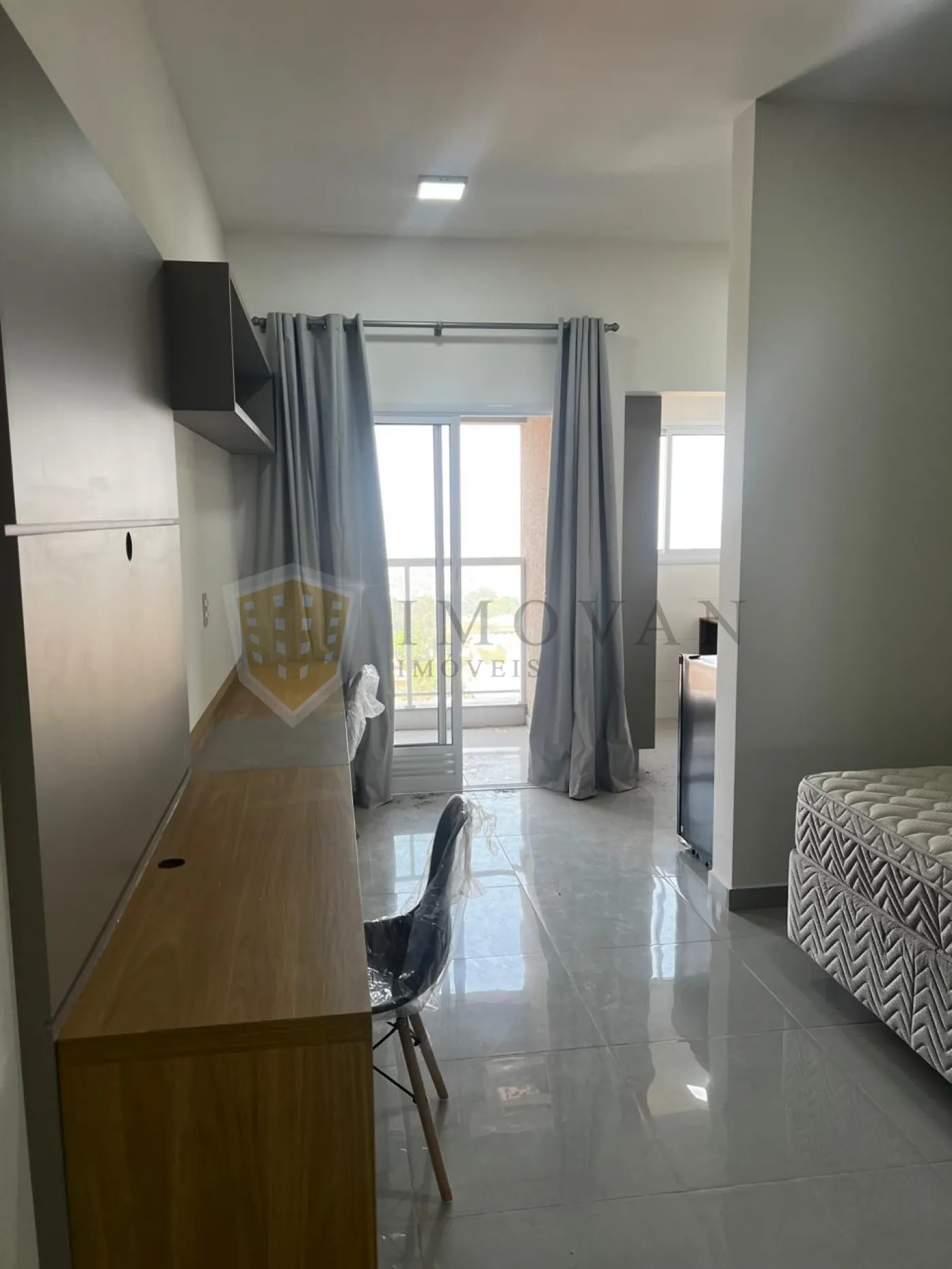 Comprar Apartamento / Flat em Ribeirão Preto R$ 310.000,00 - Foto 2