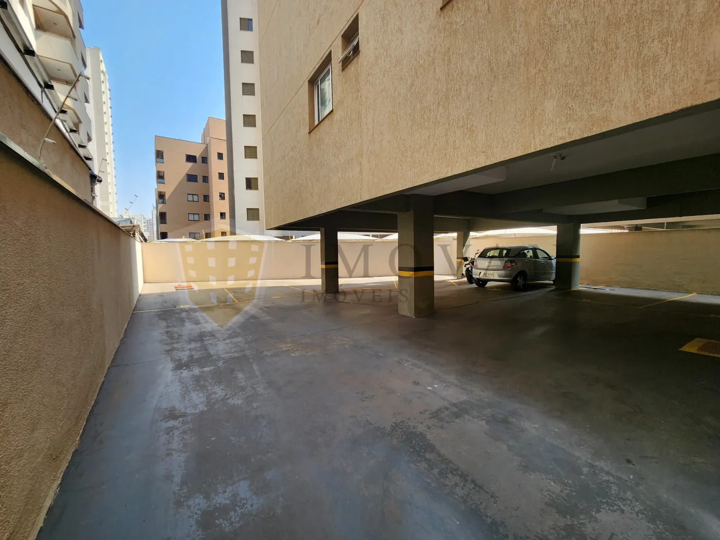 Alugar Apartamento / Padrão em Ribeirão Preto R$ 1.600,00 - Foto 17