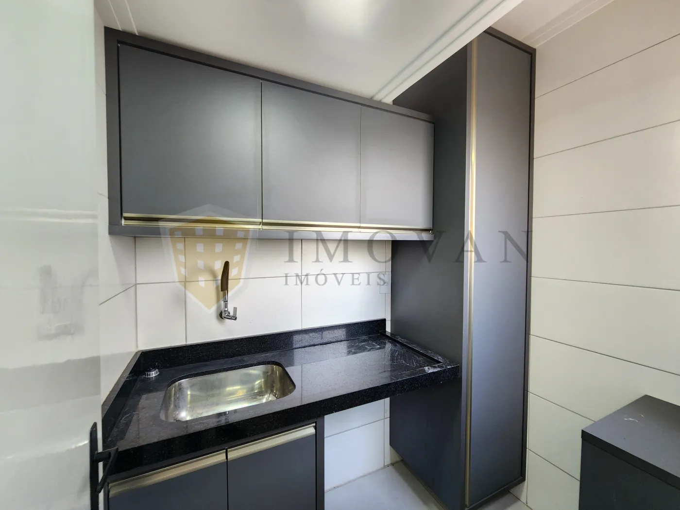 Alugar Apartamento / Padrão em Ribeirão Preto R$ 1.350,00 - Foto 5