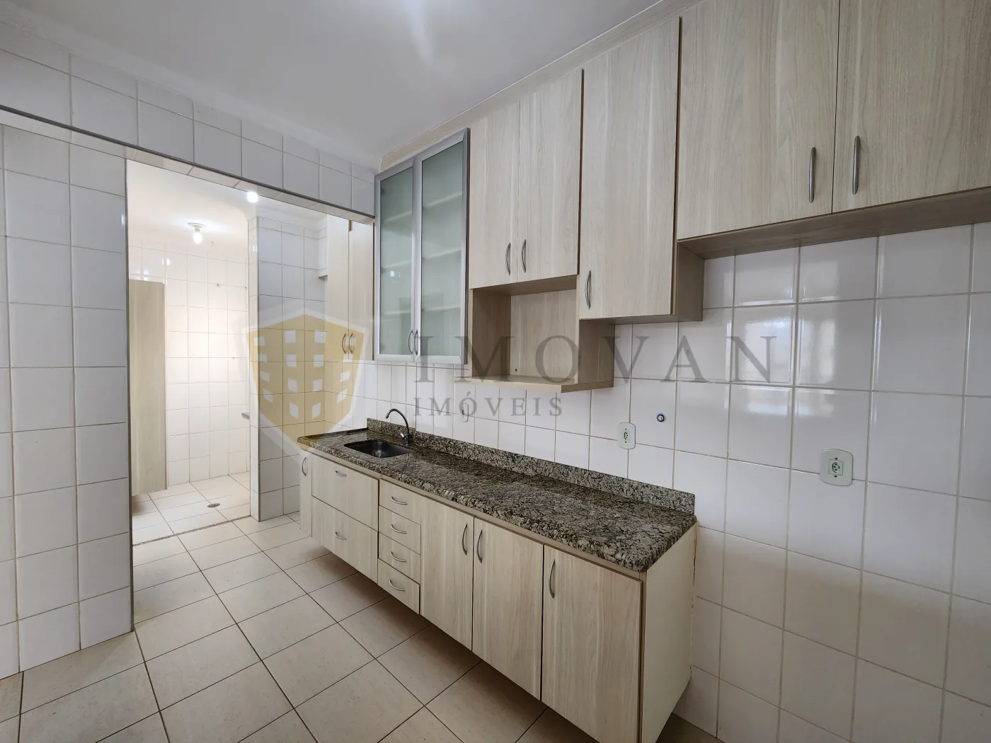 Alugar Apartamento / Padrão em Ribeirão Preto R$ 2.500,00 - Foto 2