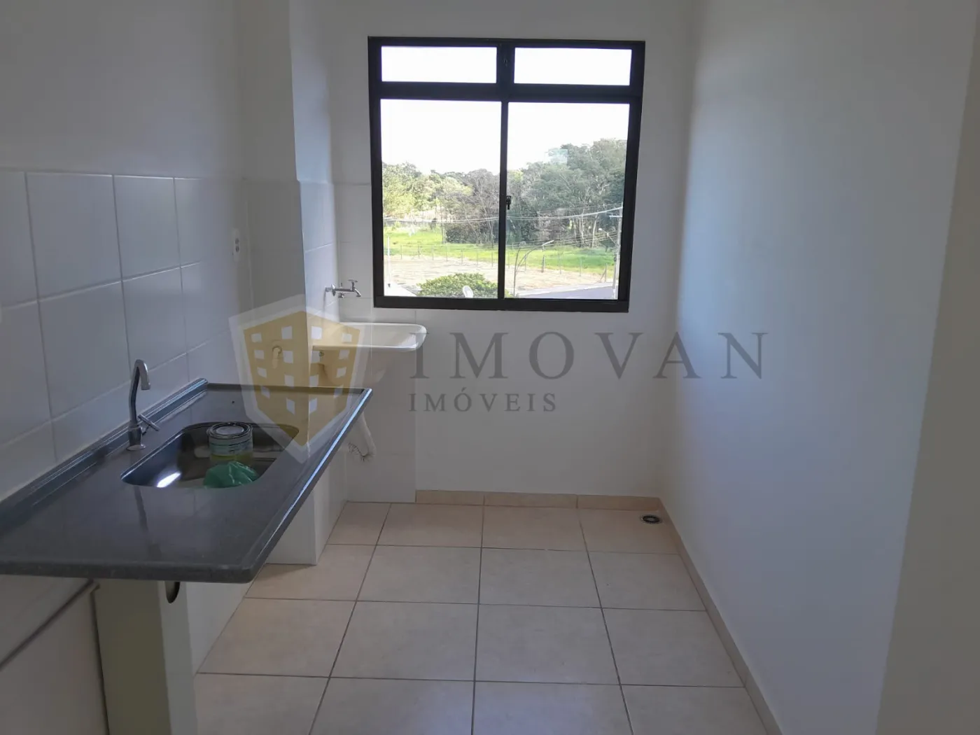 Comprar Apartamento / Padrão em Ribeirão Preto R$ 175.000,00 - Foto 2