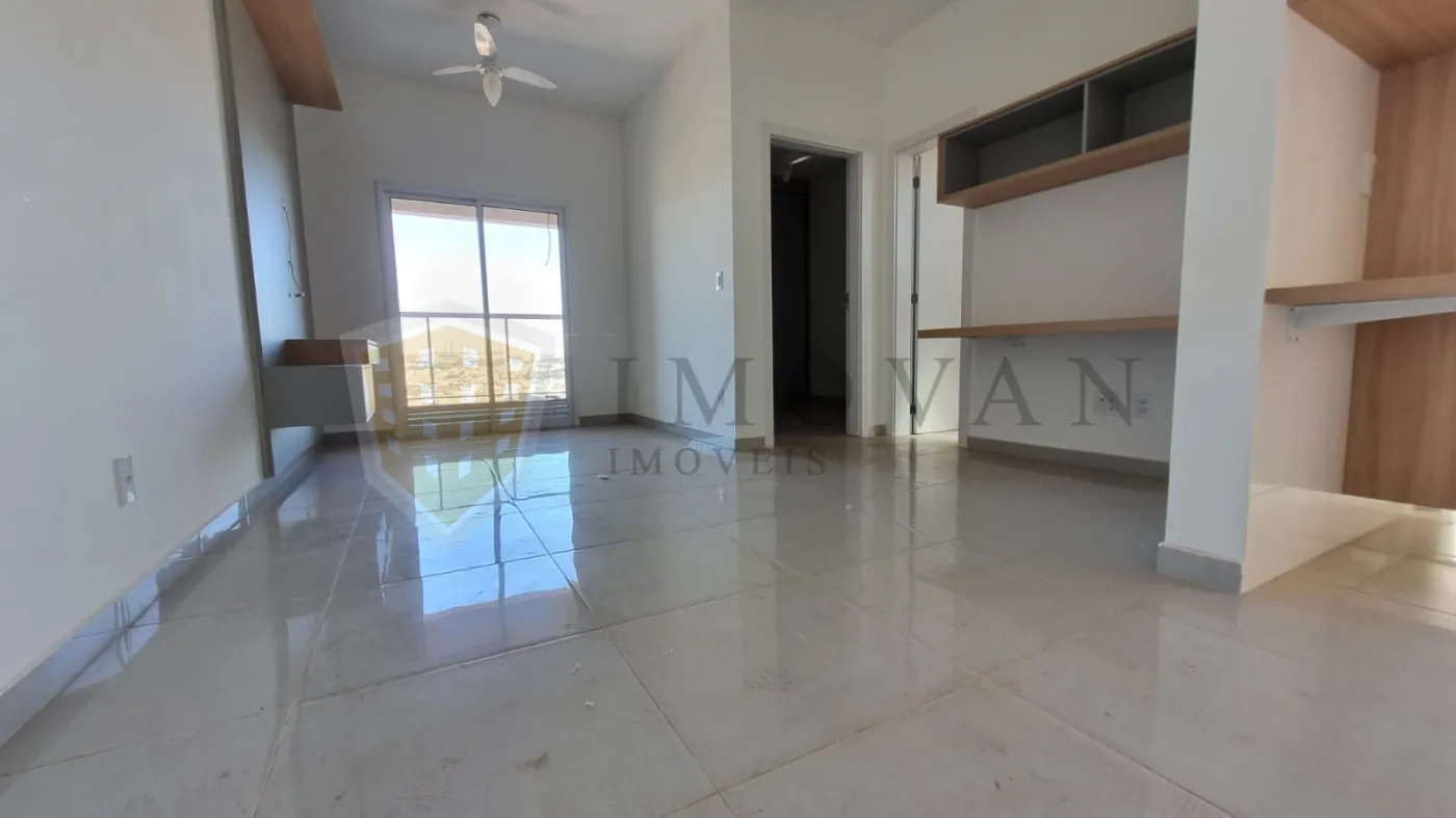 Alugar Apartamento / Padrão em Ribeirão Preto R$ 1.550,00 - Foto 2