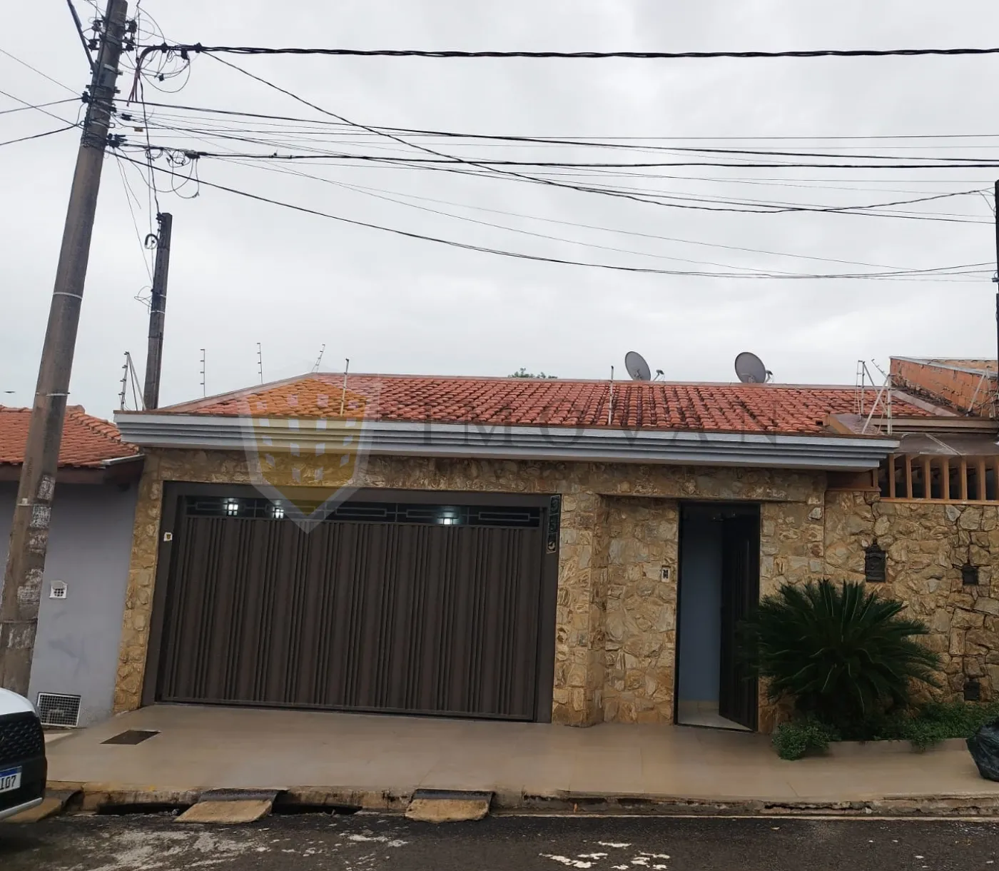 Comprar Casa / Padrão em Ribeirão Preto R$ 475.000,00 - Foto 1