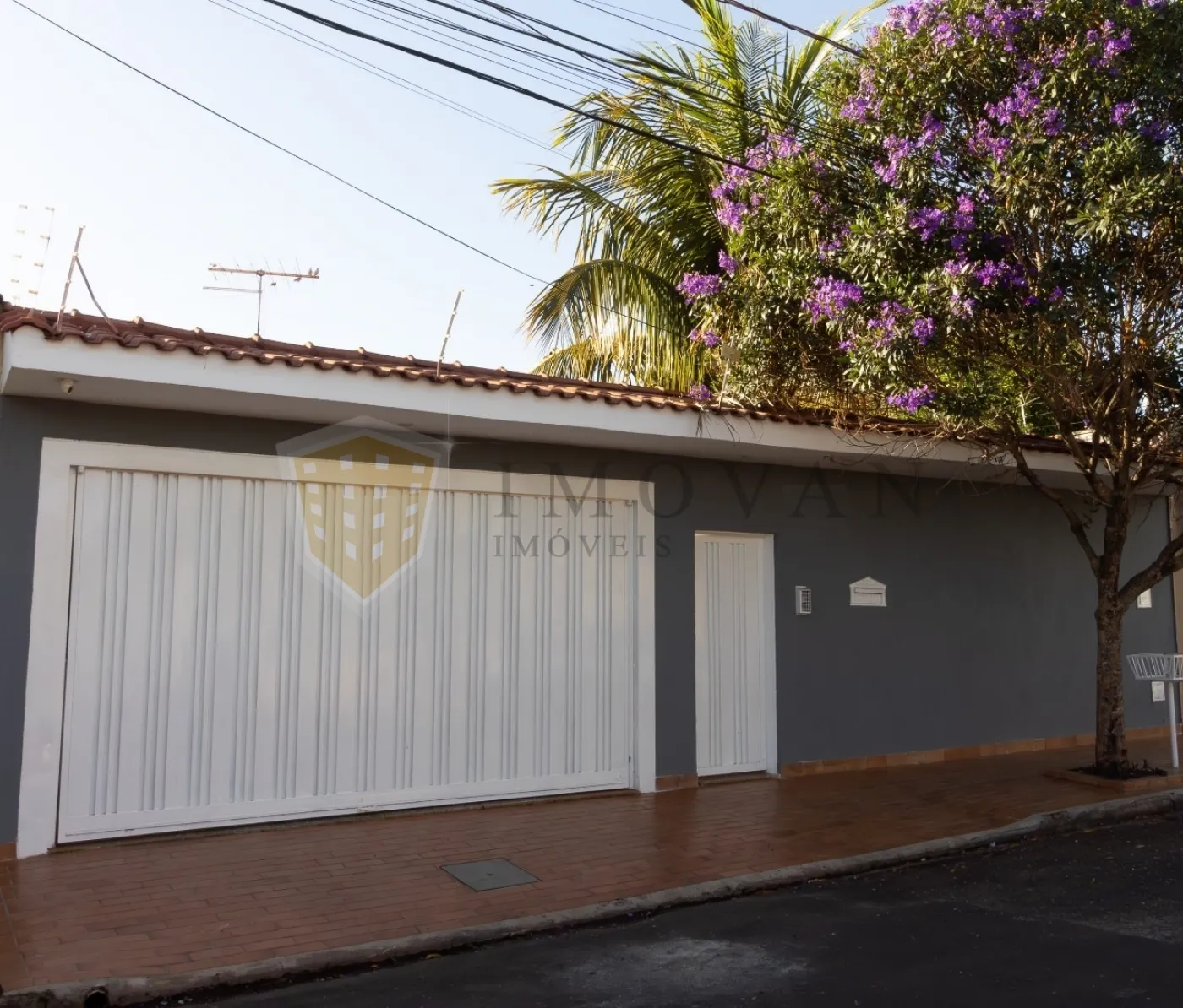 Comprar Casa / Padrão em Ribeirão Preto R$ 545.000,00 - Foto 1