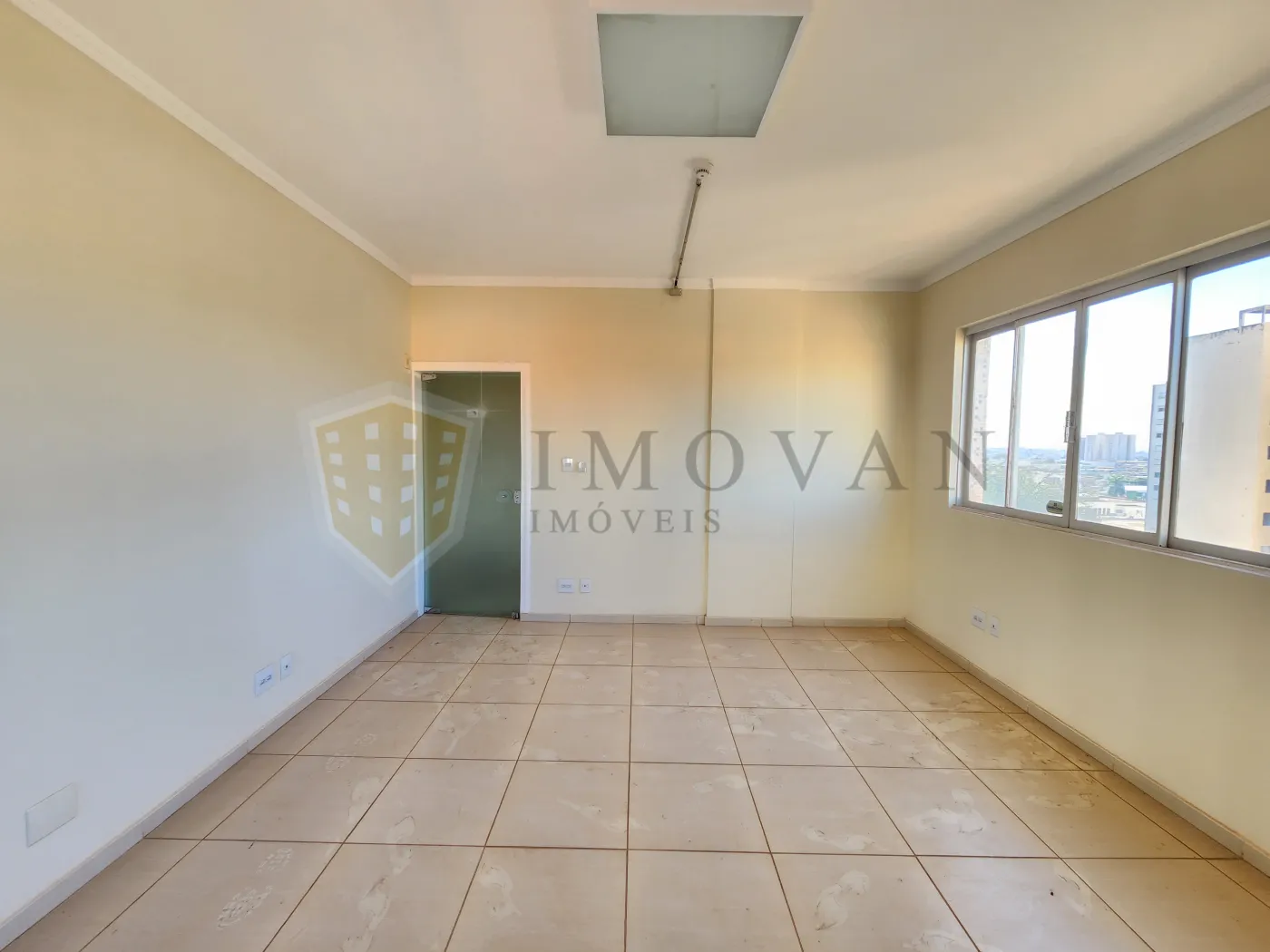 Comprar Comercial / Sala em Ribeirão Preto R$ 375.000,00 - Foto 9