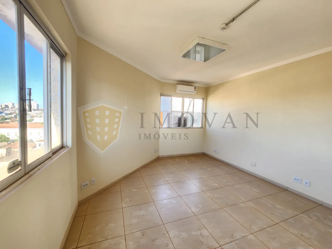 Comprar Comercial / Sala em Ribeirão Preto R$ 375.000,00 - Foto 10