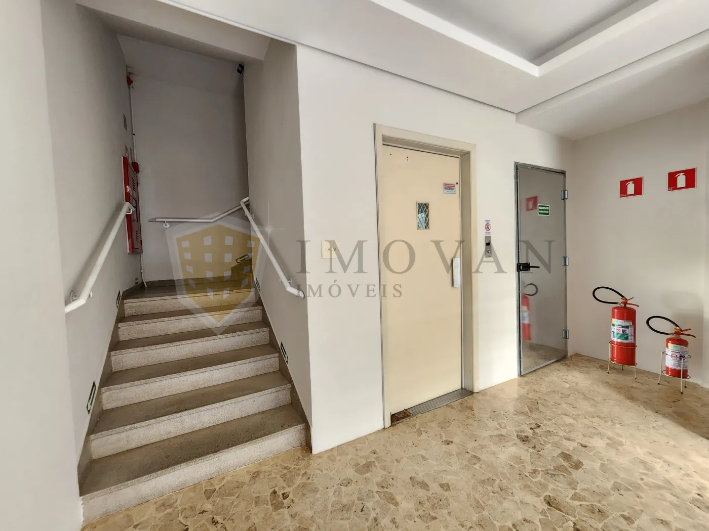 Comprar Comercial / Sala em Ribeirão Preto R$ 375.000,00 - Foto 32