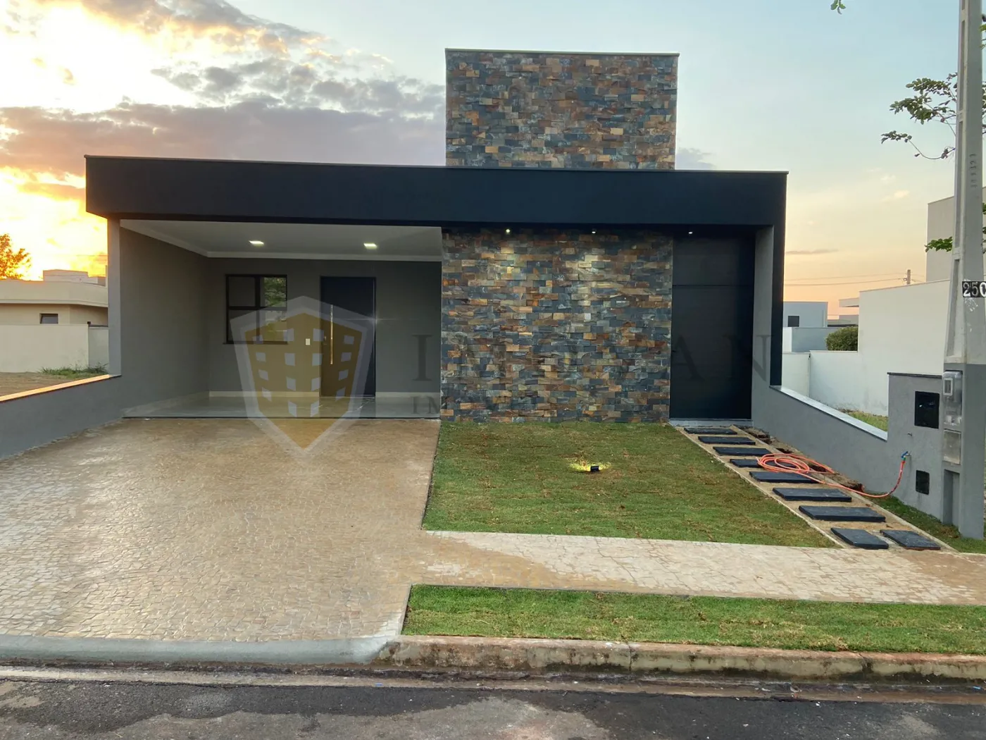 Comprar Casa / Condomínio em Ribeirão Preto R$ 1.100.000,00 - Foto 1