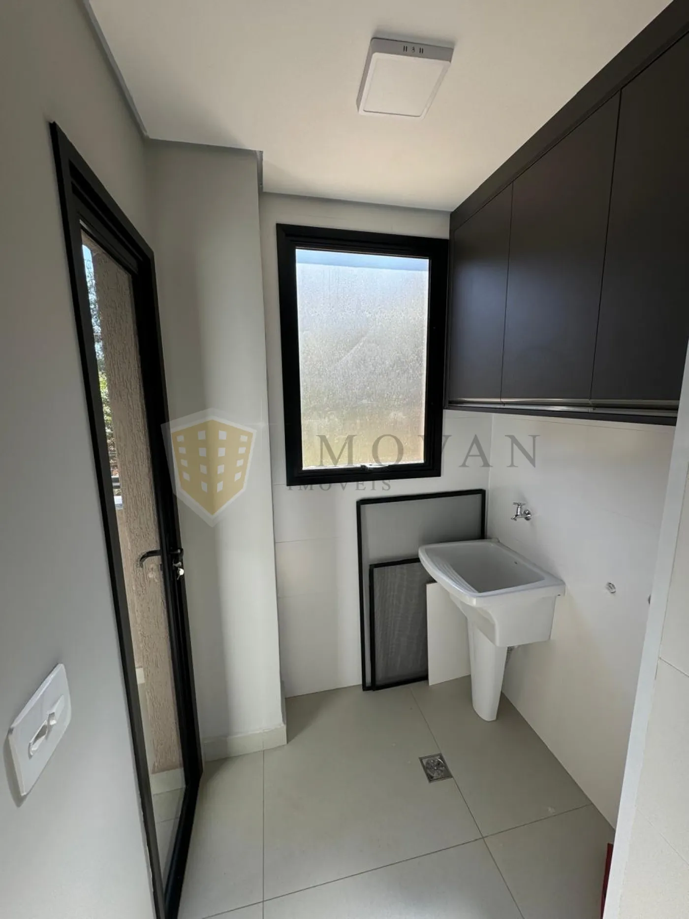 Comprar Apartamento / Padrão em Ribeirão Preto R$ 300.000,00 - Foto 4