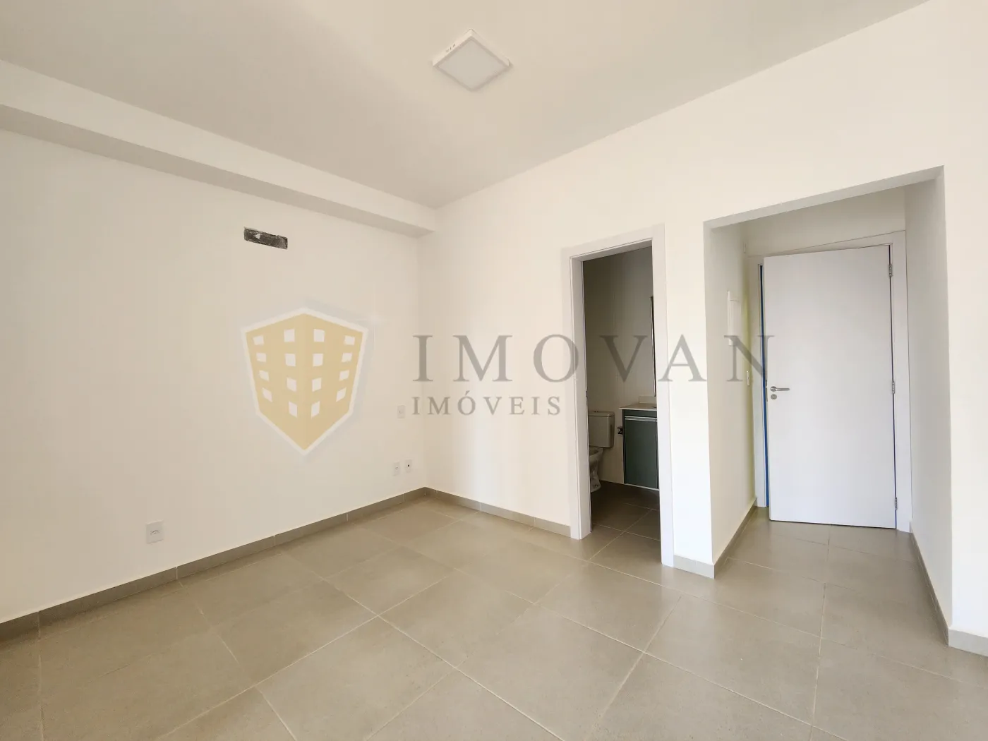 Alugar Apartamento / Padrão em Ribeirão Preto R$ 1.500,00 - Foto 5