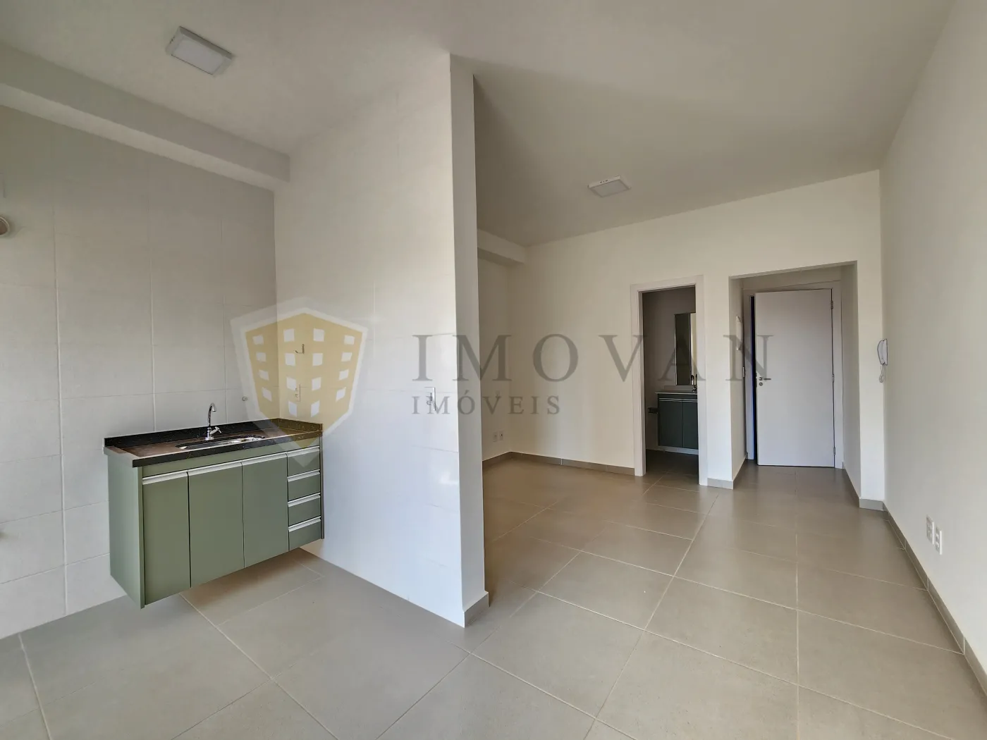 Alugar Apartamento / Padrão em Ribeirão Preto R$ 1.500,00 - Foto 4