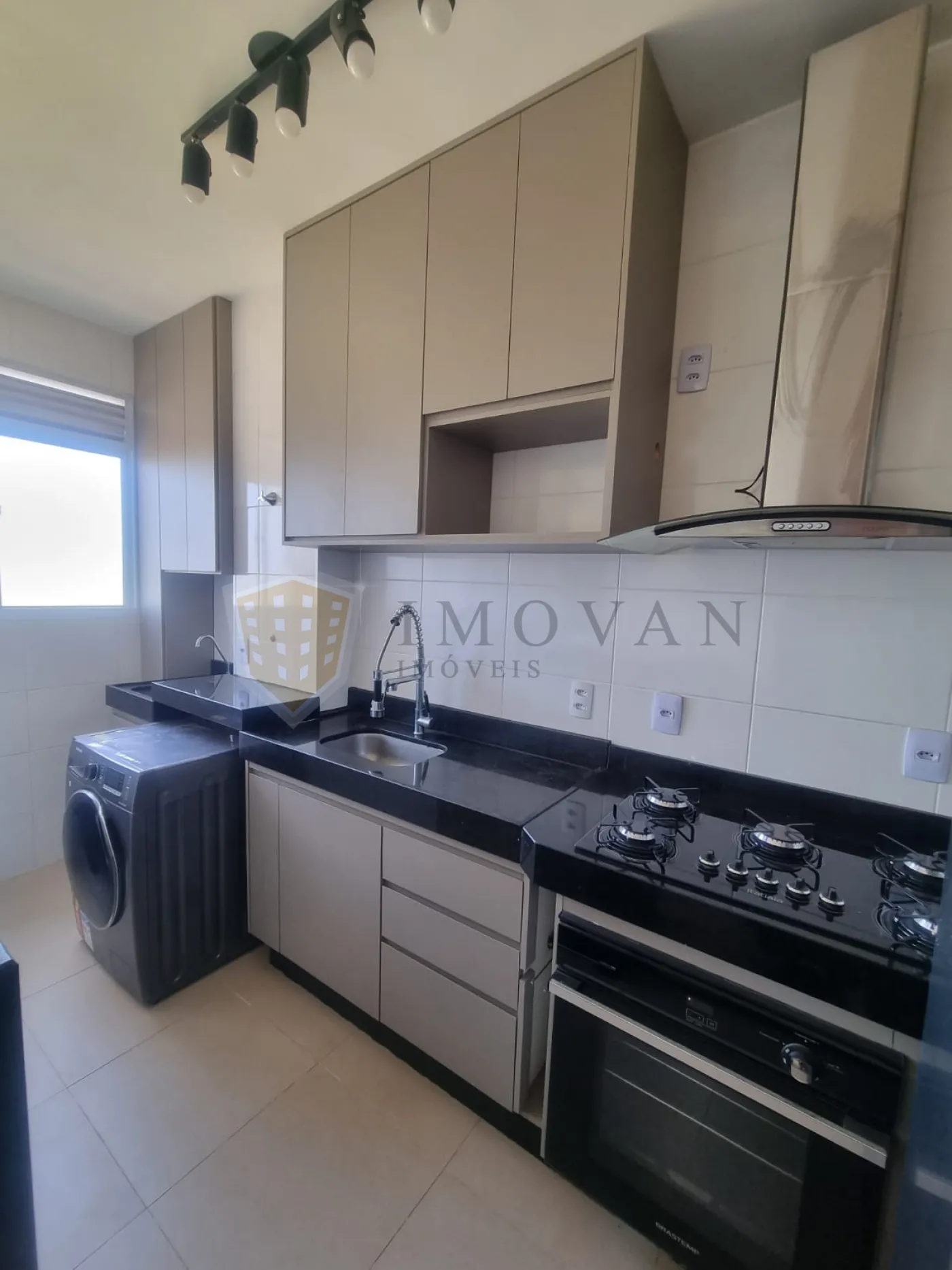 Alugar Apartamento / Padrão em Ribeirão Preto R$ 1.800,00 - Foto 6