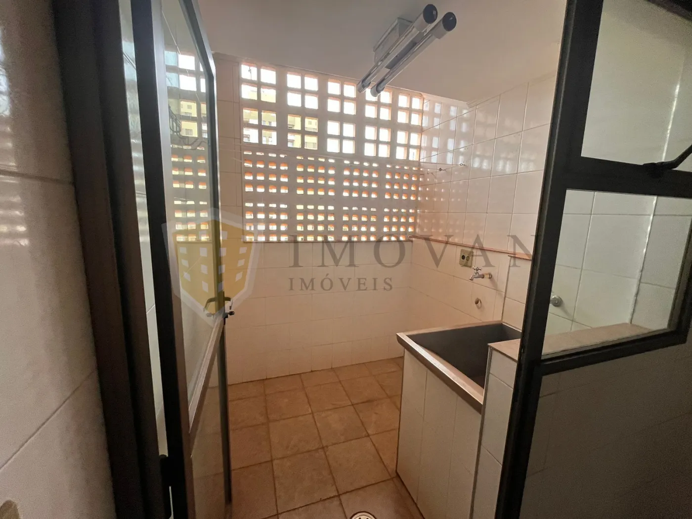 Comprar Apartamento / Padrão em Ribeirão Preto R$ 330.000,00 - Foto 5