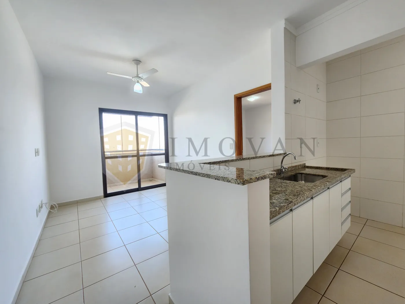 Alugar Apartamento / Padrão em Ribeirão Preto R$ 1.600,00 - Foto 5