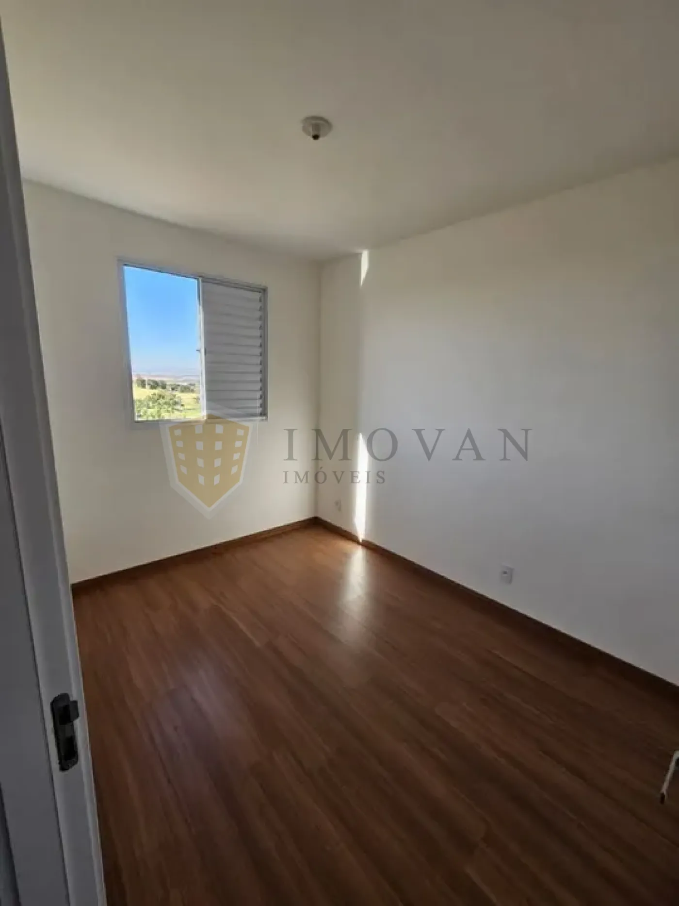 Alugar Apartamento / Padrão em Ribeirão Preto R$ 1.000,00 - Foto 6