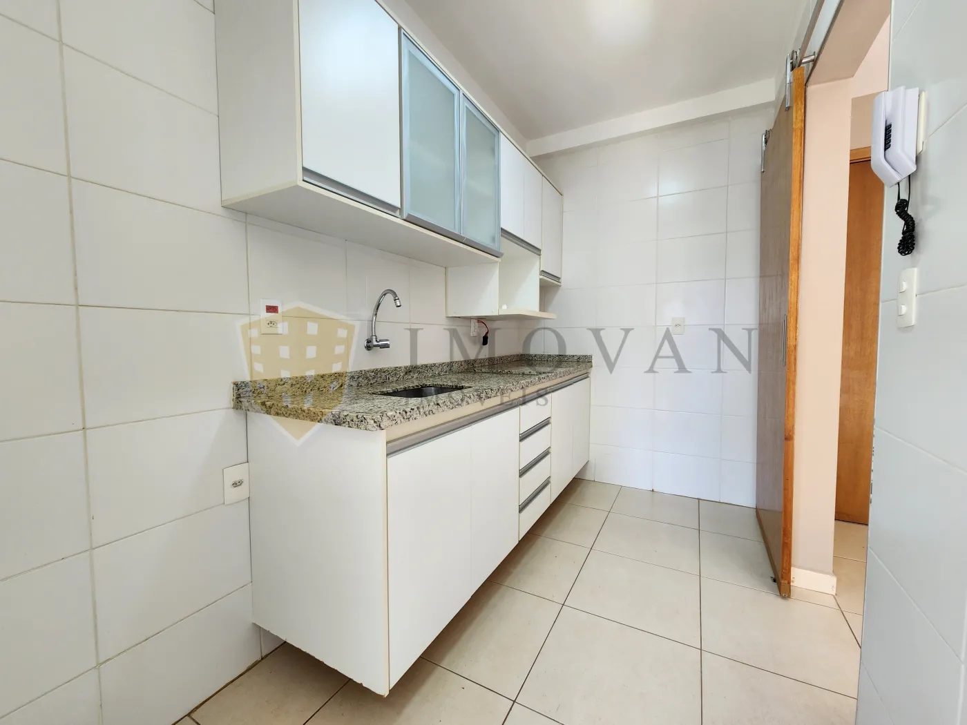 Comprar Apartamento / Padrão em Ribeirão Preto R$ 335.000,00 - Foto 4