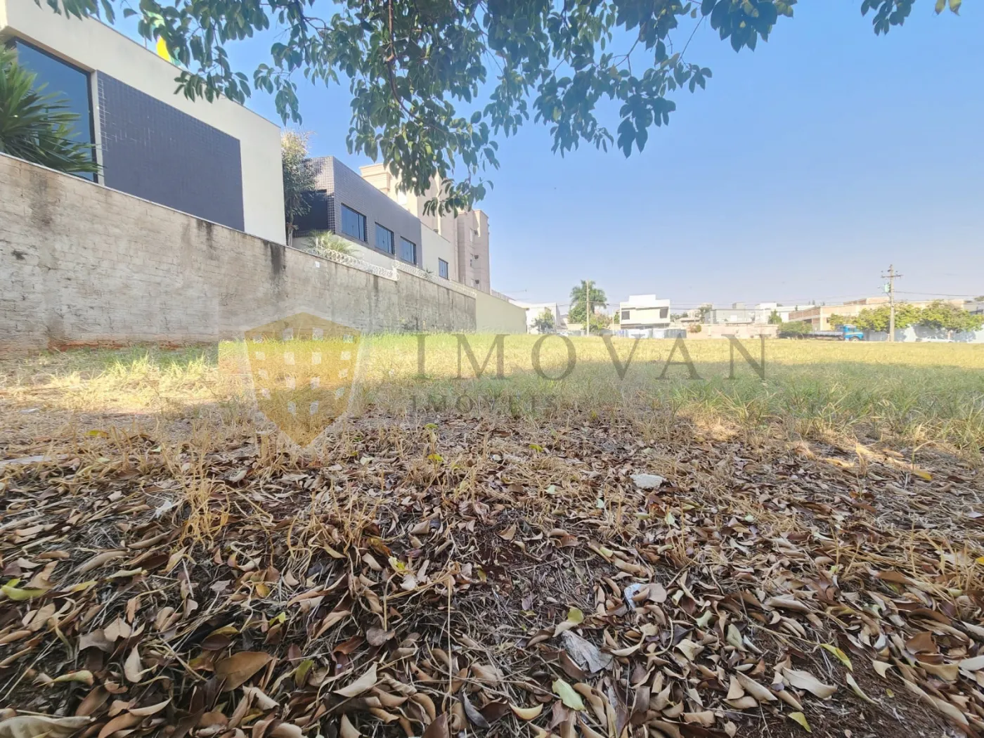 Comprar Terreno / Padrão em Ribeirão Preto R$ 1.865.000,00 - Foto 1