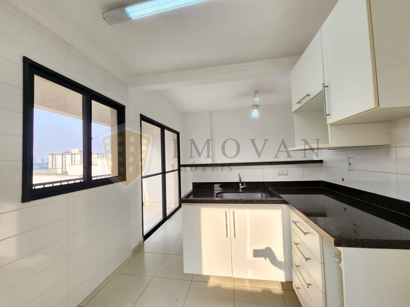 Alugar Apartamento / Padrão em Ribeirão Preto R$ 1.650,00 - Foto 3