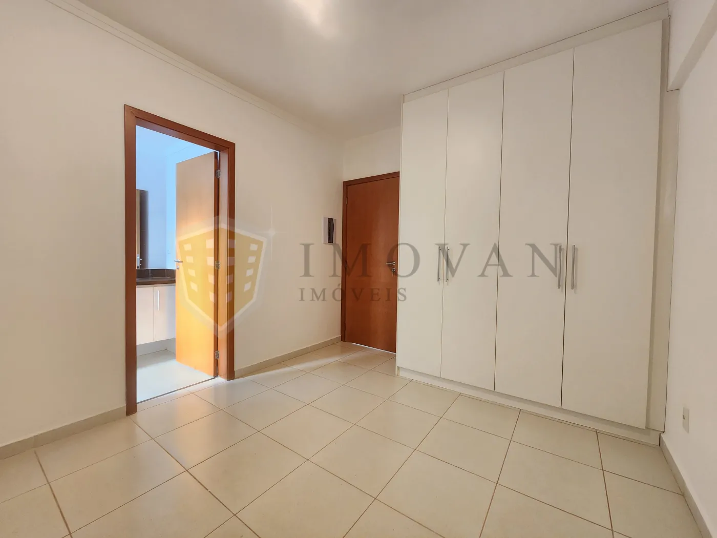 Alugar Apartamento / Padrão em Ribeirão Preto R$ 1.650,00 - Foto 9