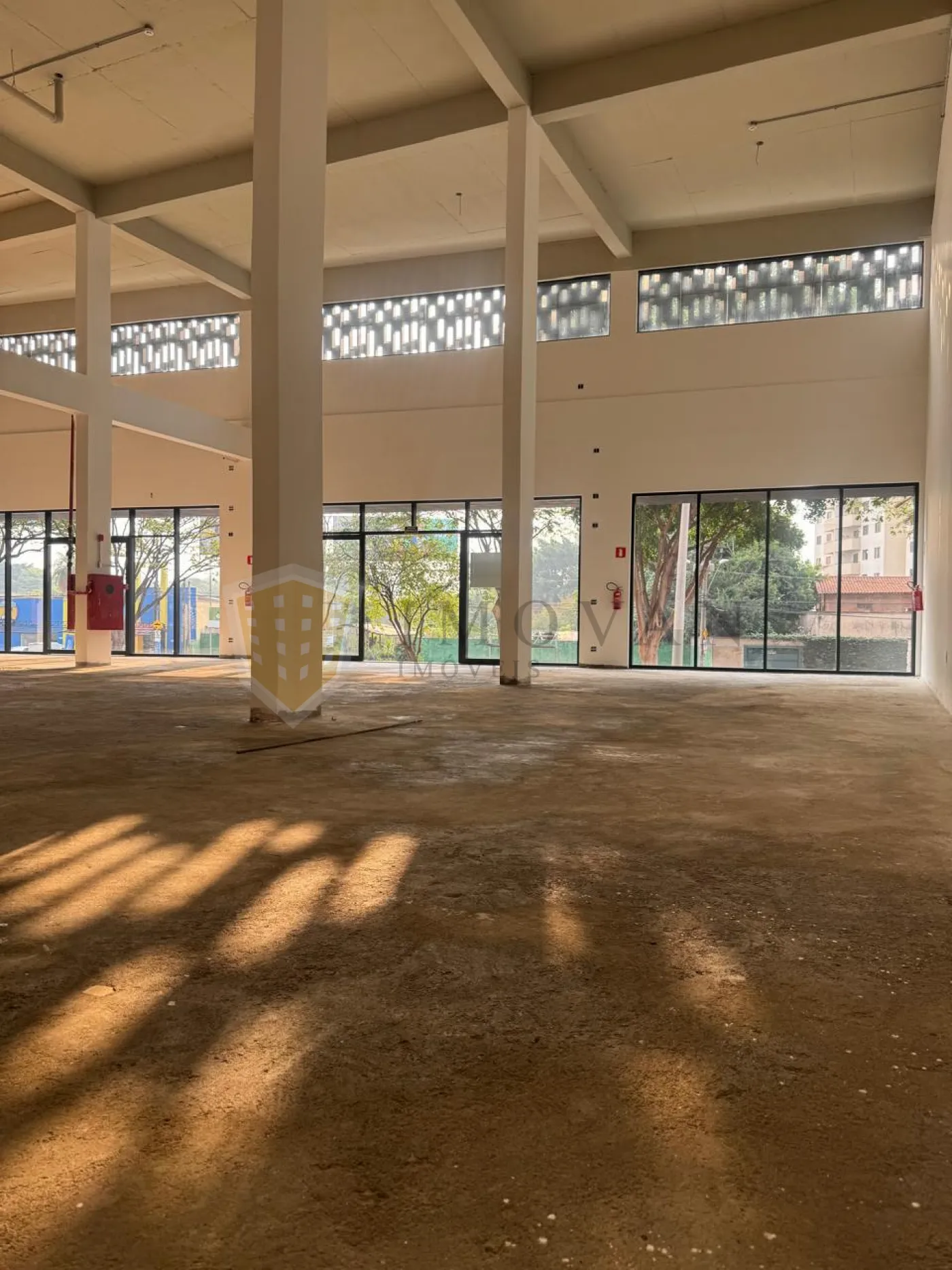 Alugar Comercial / Ponto Comercial em Ribeirão Preto R$ 15.000,00 - Foto 4