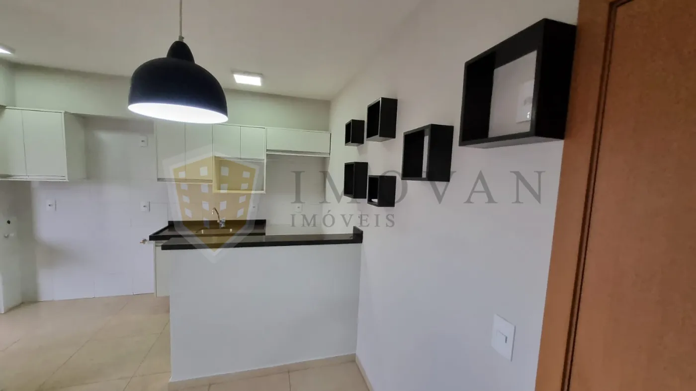 Alugar Apartamento / Padrão em Ribeirão Preto R$ 1.900,00 - Foto 10