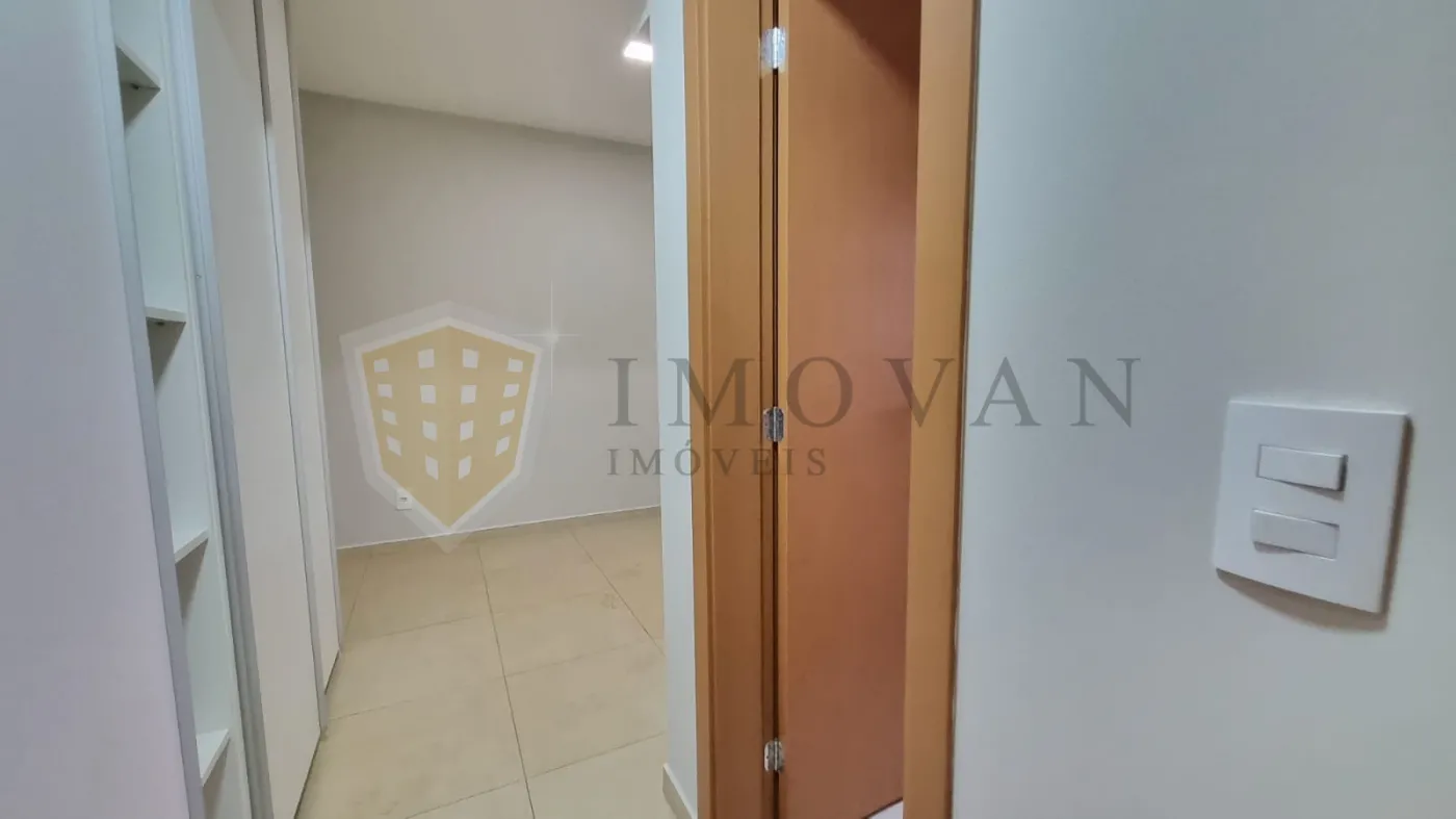 Alugar Apartamento / Padrão em Ribeirão Preto R$ 1.900,00 - Foto 12