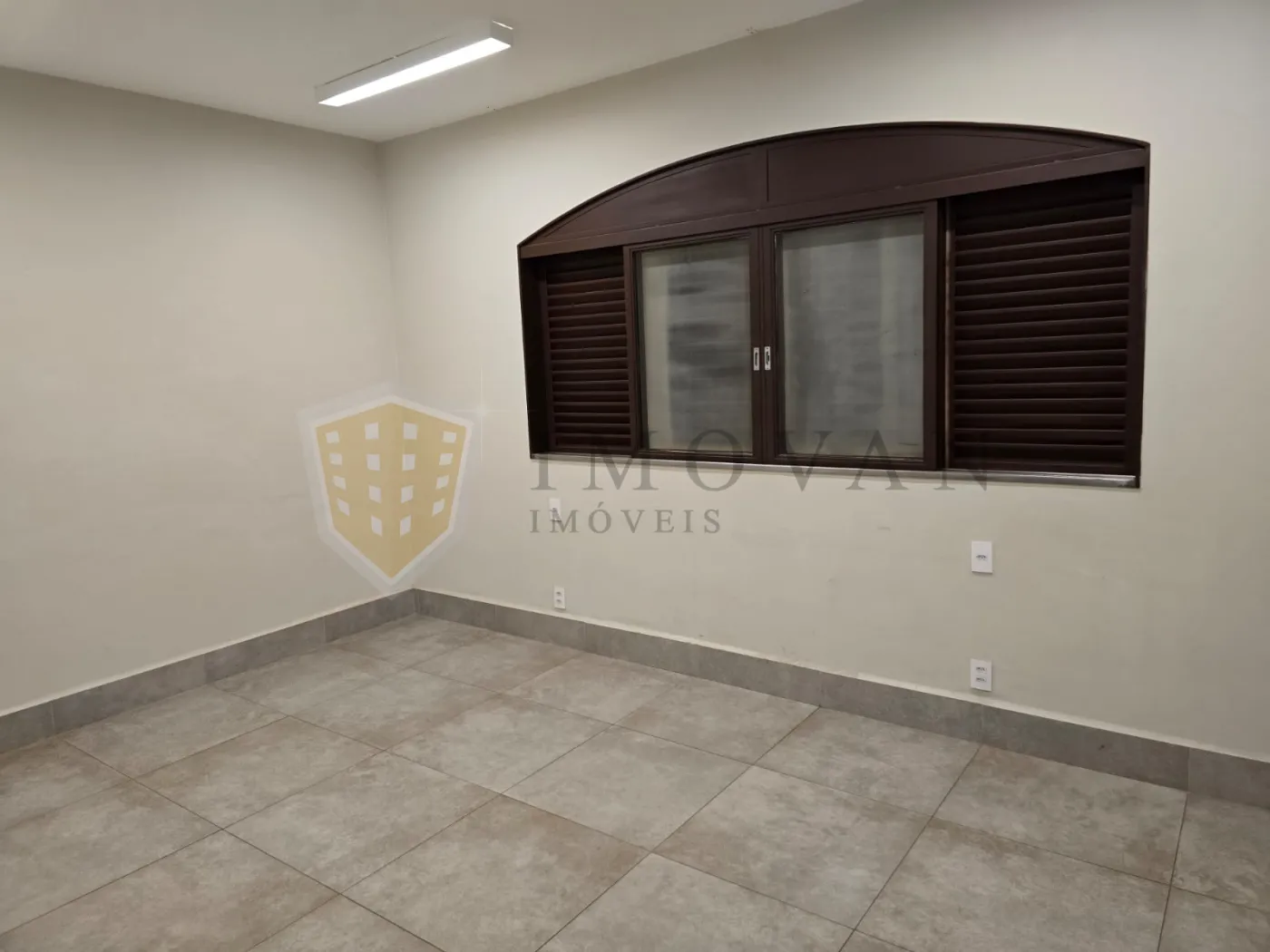 Alugar Comercial / Ponto Comercial em Ribeirão Preto R$ 18.000,00 - Foto 4