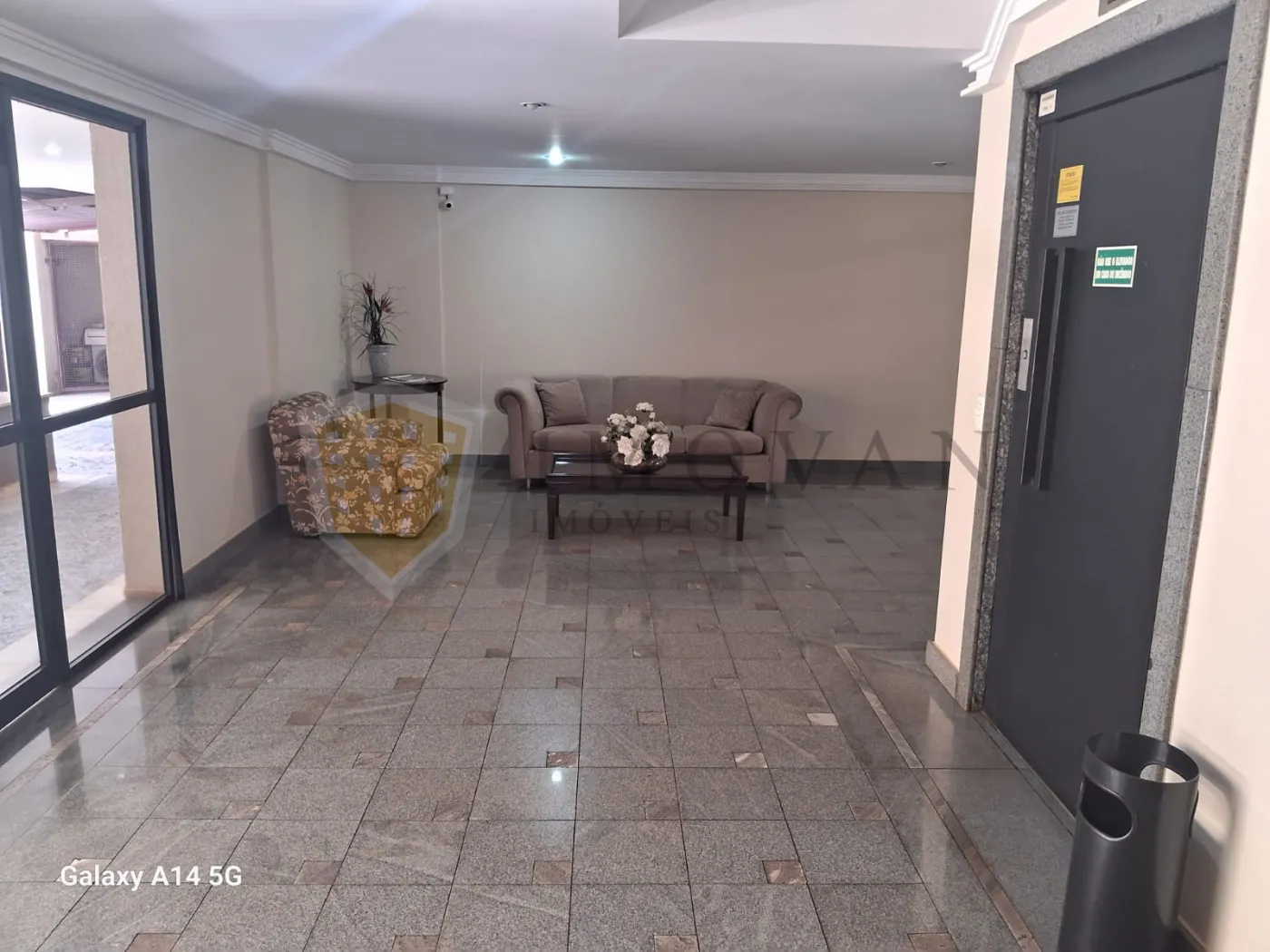 Comprar Apartamento / Padrão em Ribeirão Preto R$ 460.000,00 - Foto 2