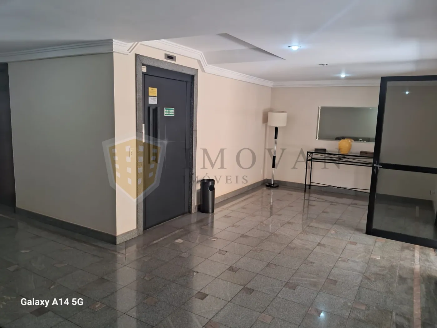 Comprar Apartamento / Padrão em Ribeirão Preto R$ 460.000,00 - Foto 4