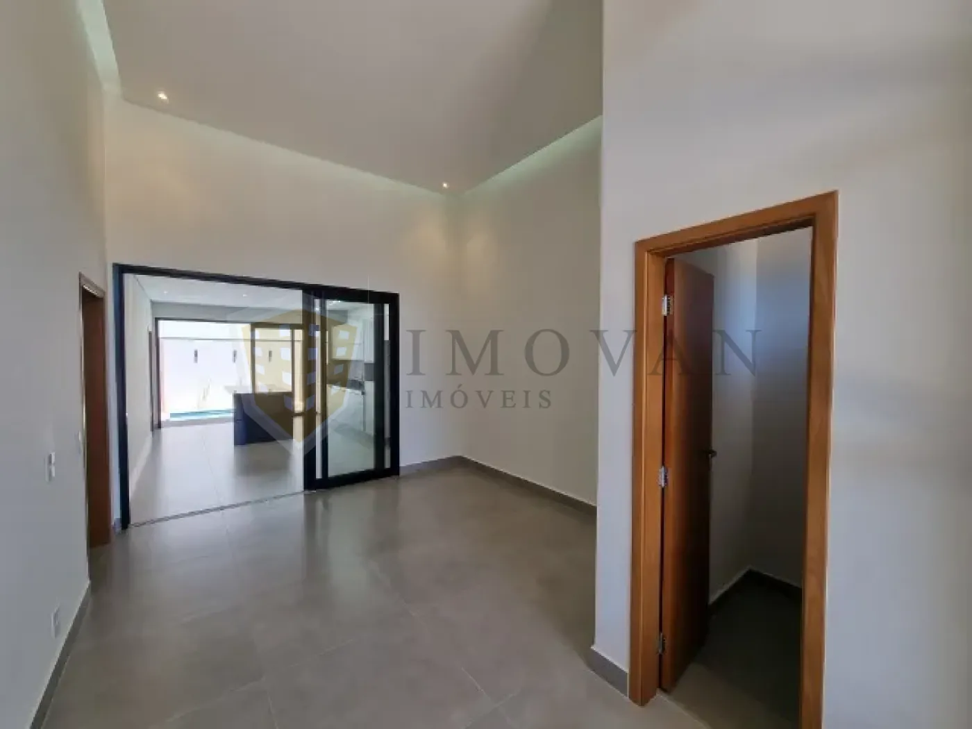 Comprar Casa / Condomínio em Ribeirão Preto R$ 990.000,00 - Foto 2