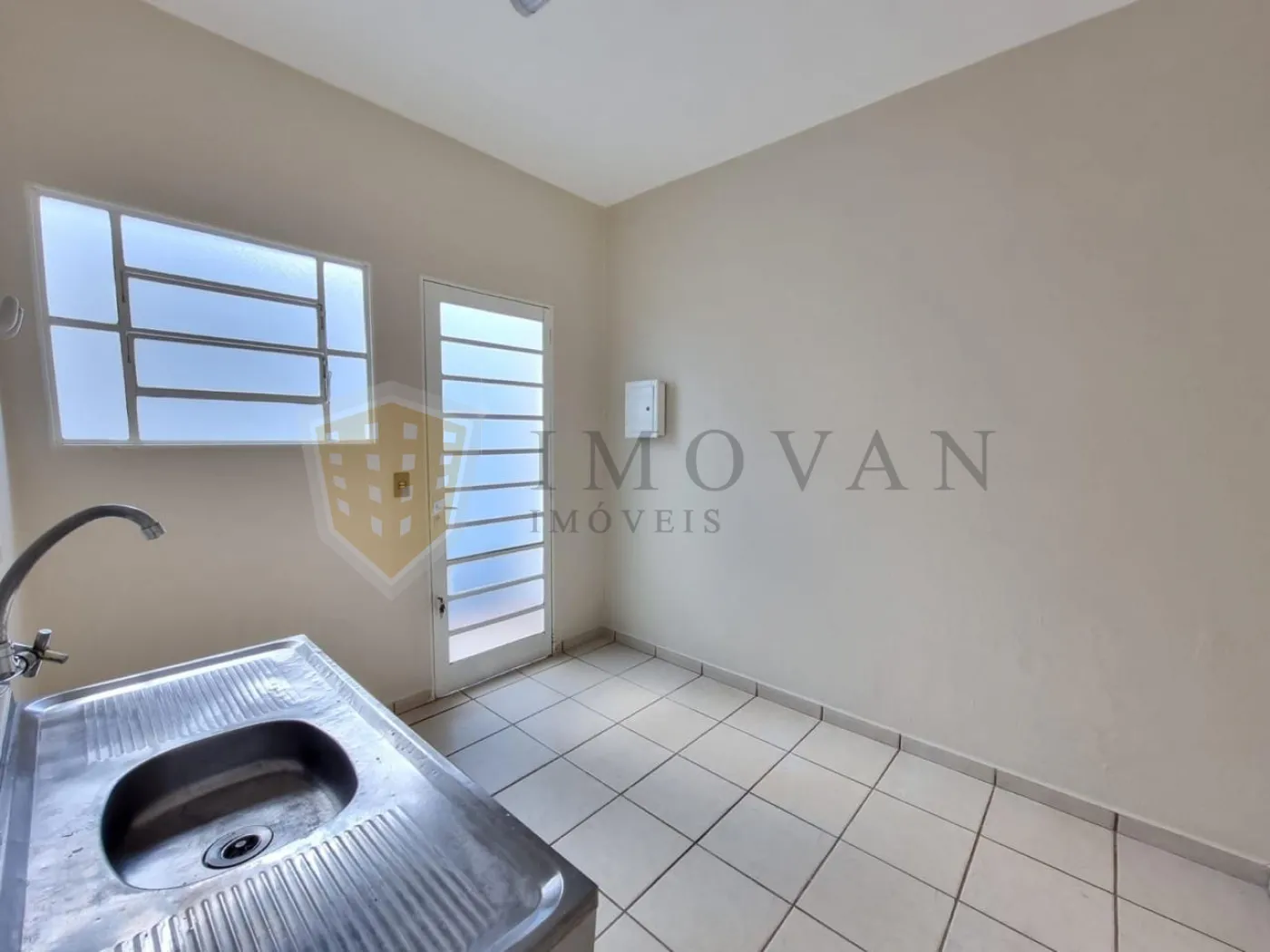 Comprar Casa / Padrão em Ribeirão Preto R$ 390.000,00 - Foto 6