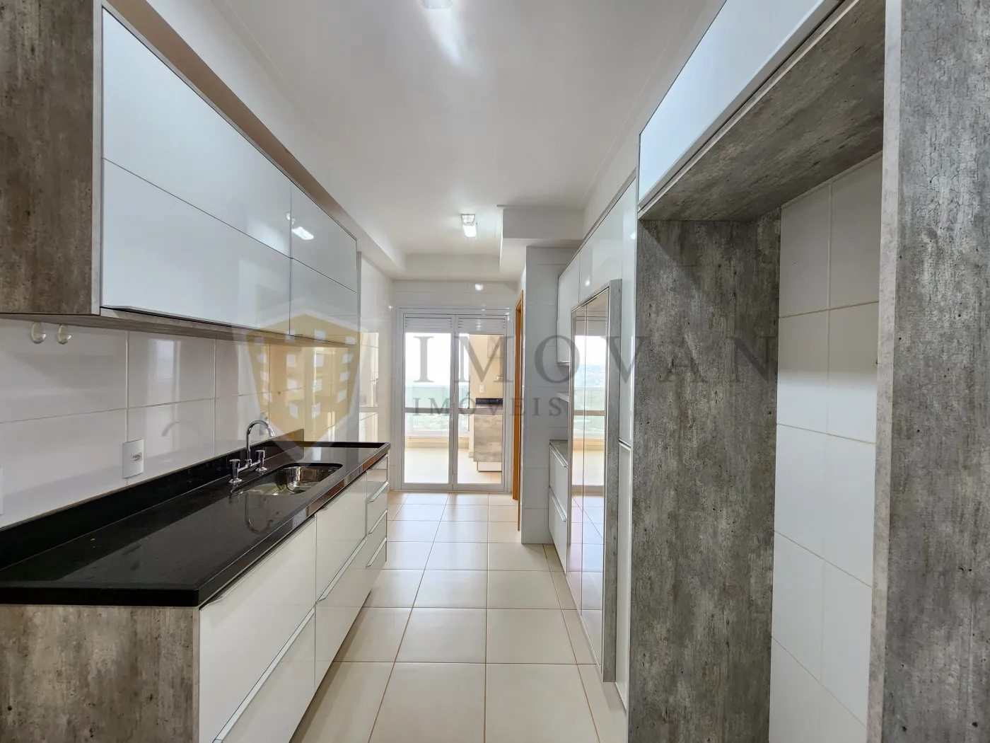 Alugar Apartamento / Padrão em Ribeirão Preto R$ 5.000,00 - Foto 2