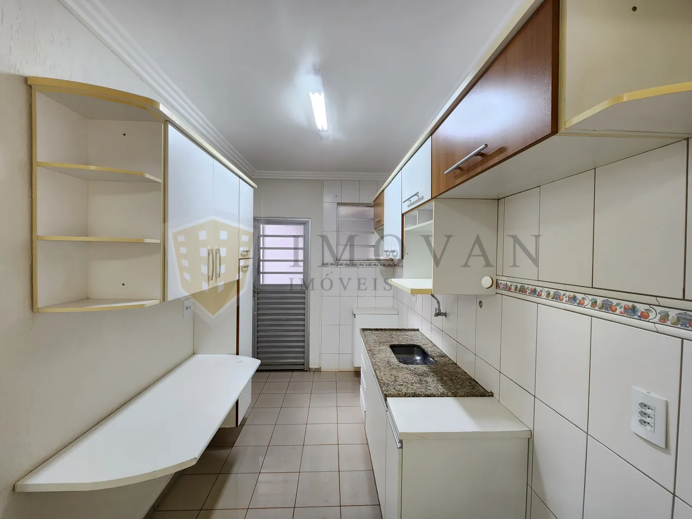 Alugar Casa / Condomínio em Ribeirão Preto R$ 2.900,00 - Foto 2