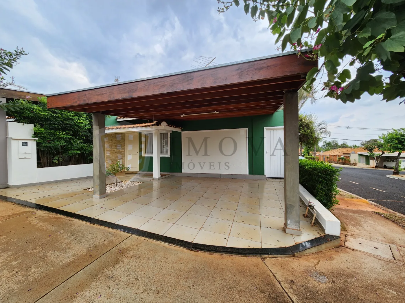 Alugar Casa / Condomínio em Ribeirão Preto R$ 2.900,00 - Foto 1