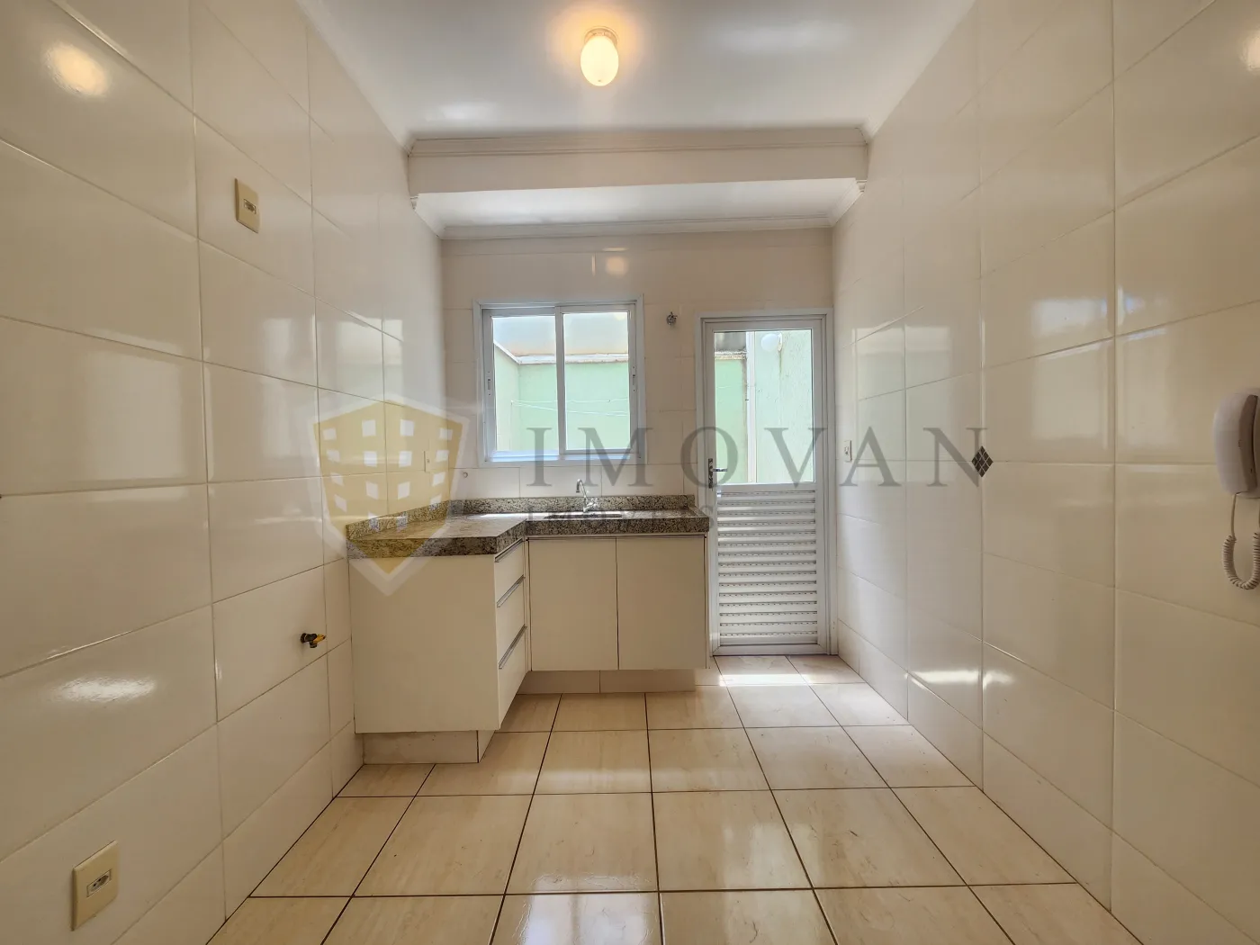 Alugar Apartamento / Padrão em Ribeirão Preto R$ 1.200,00 - Foto 3