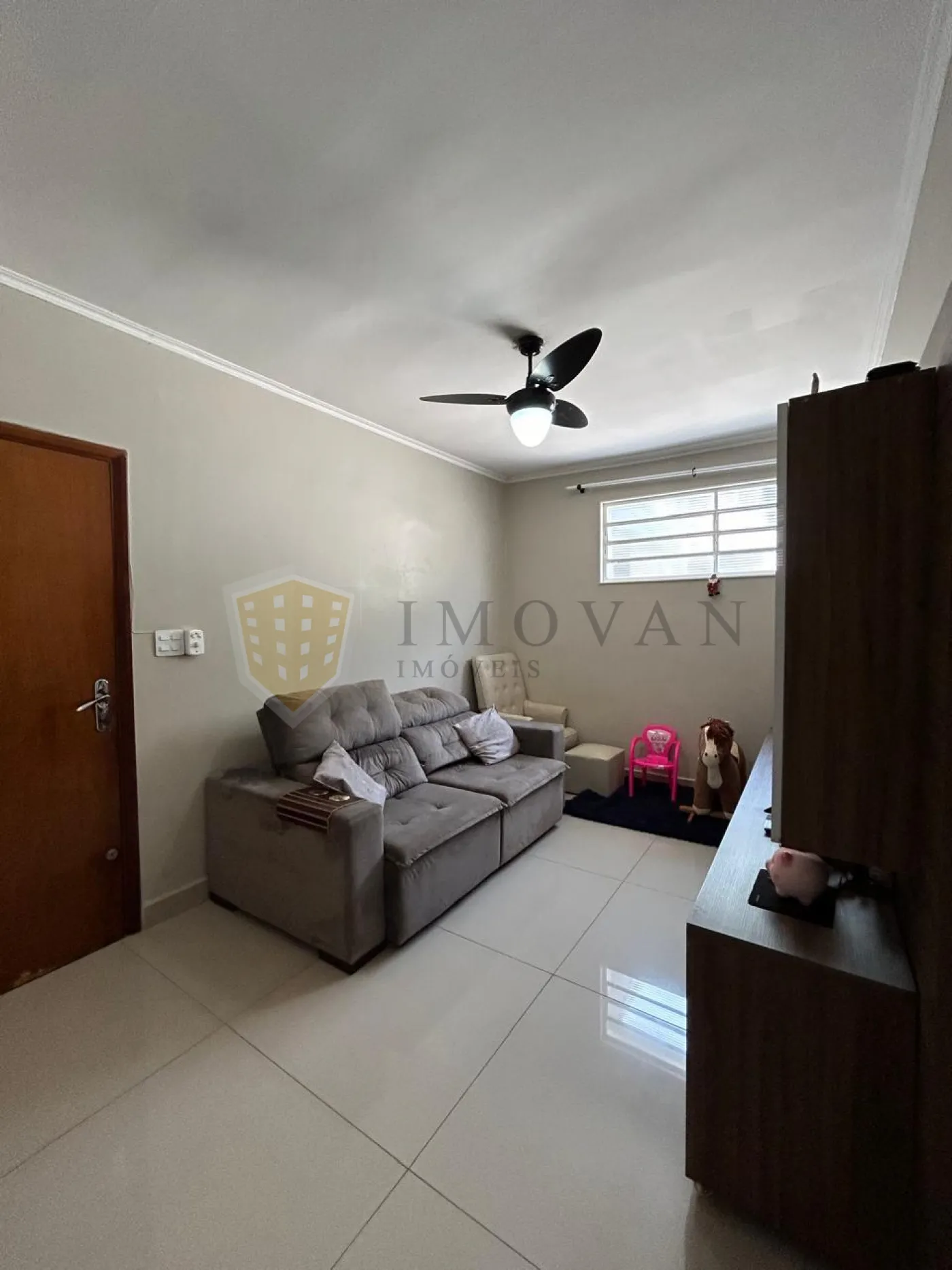 Comprar Casa / Padrão em Ribeirão Preto R$ 650.000,00 - Foto 3