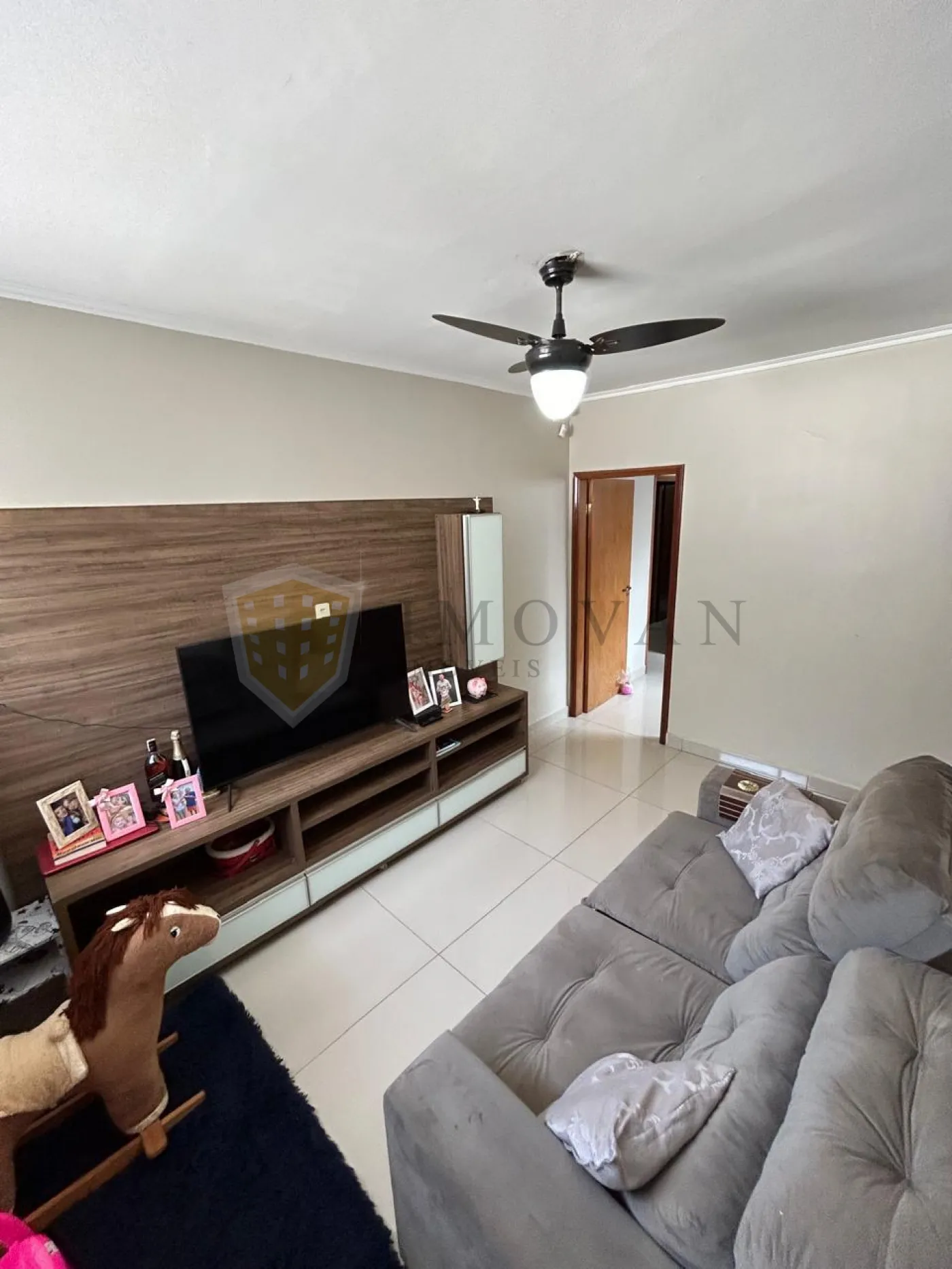 Comprar Casa / Padrão em Ribeirão Preto R$ 650.000,00 - Foto 2