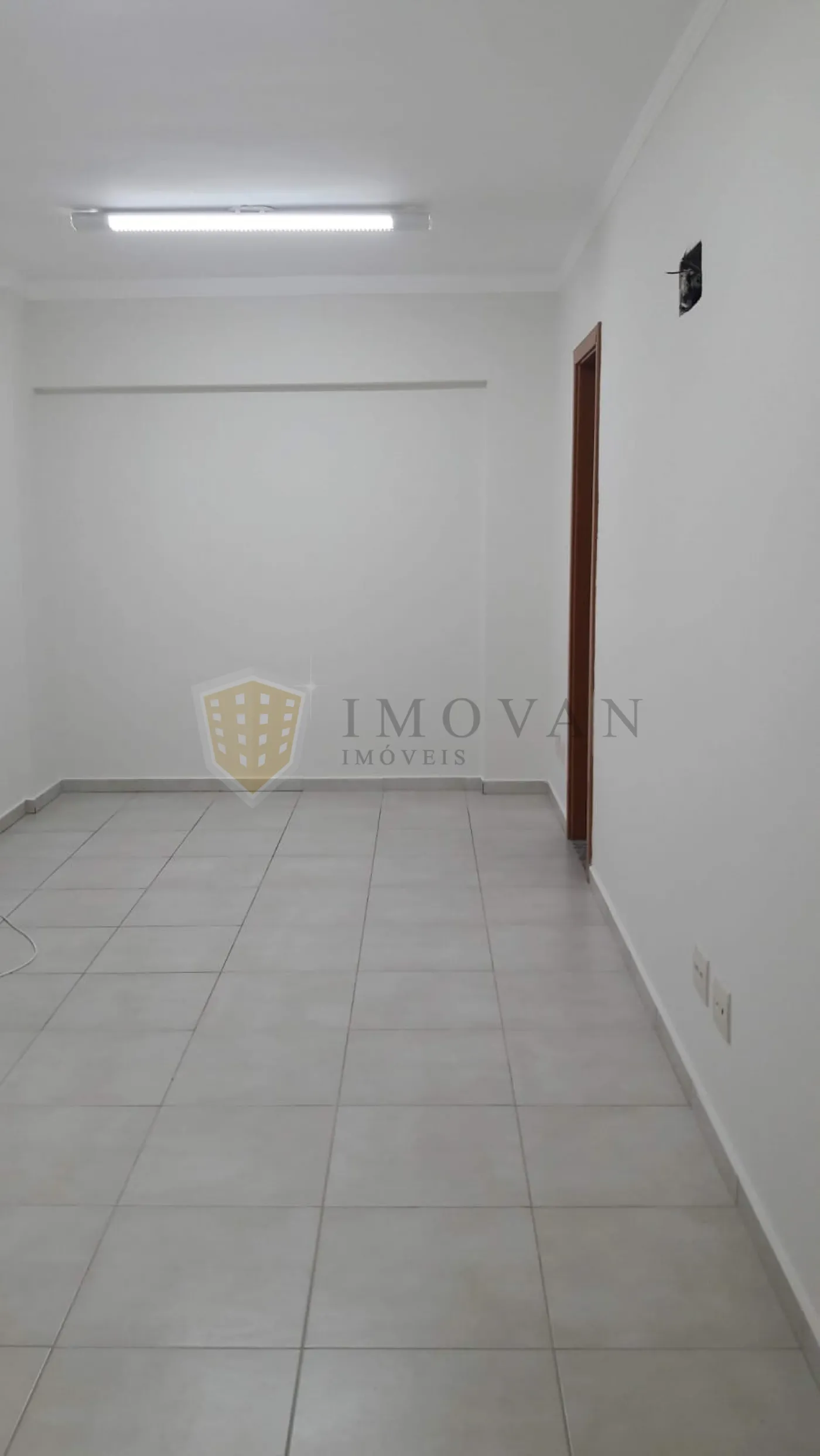 Comprar Comercial / Sala em Ribeirão Preto R$ 120.000,00 - Foto 3