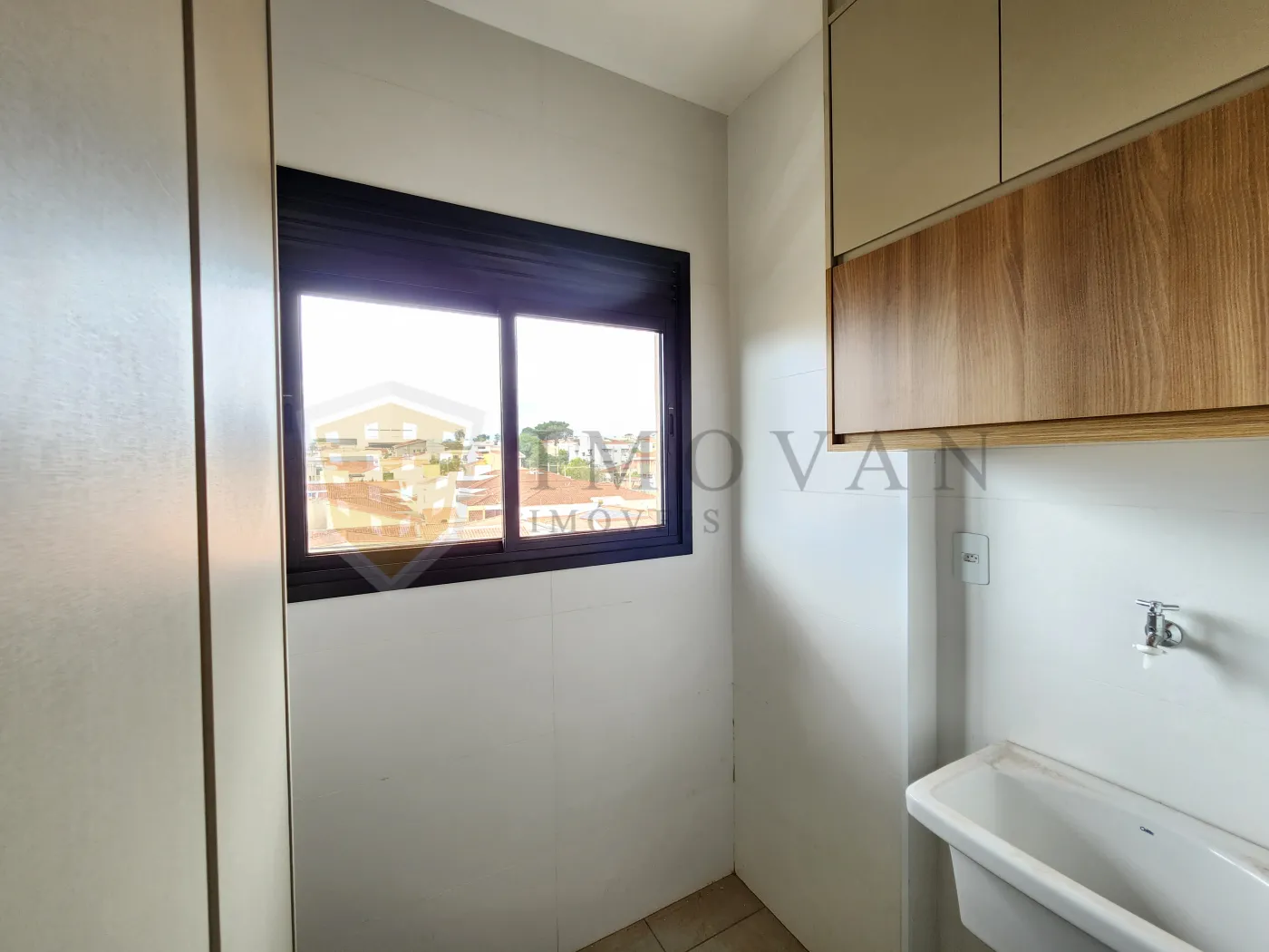 Alugar Apartamento / Padrão em Ribeirão Preto R$ 2.500,00 - Foto 4