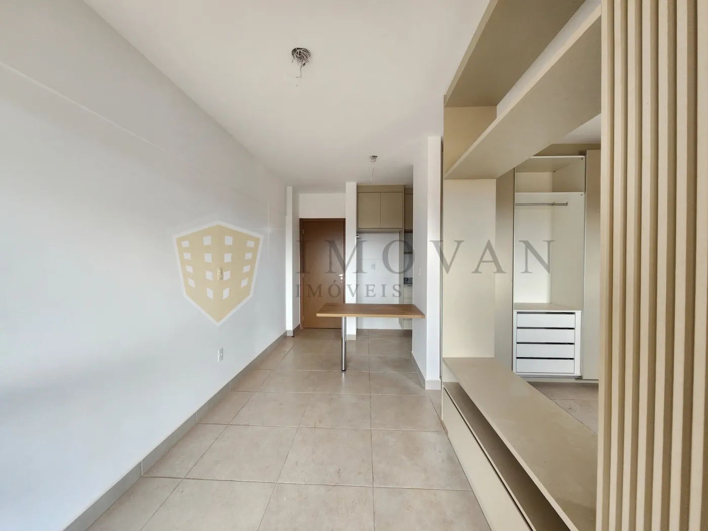 Alugar Apartamento / Kitchnet em Ribeirão Preto R$ 1.800,00 - Foto 5